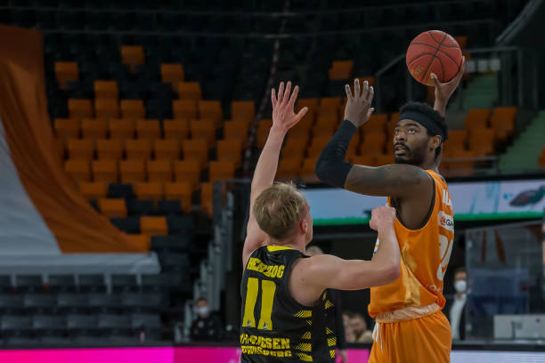 辽篮的这一 辽篮的这一