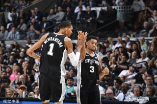 并成功反超 并成功反超